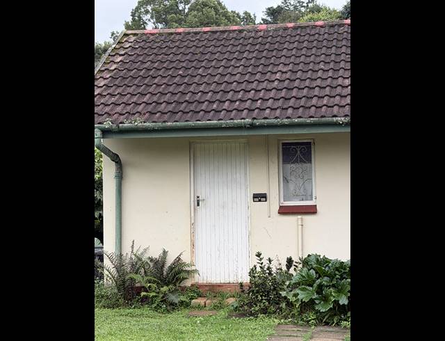 1 BEDROOM SEMI DETACHED TO LET IN GREENDALE